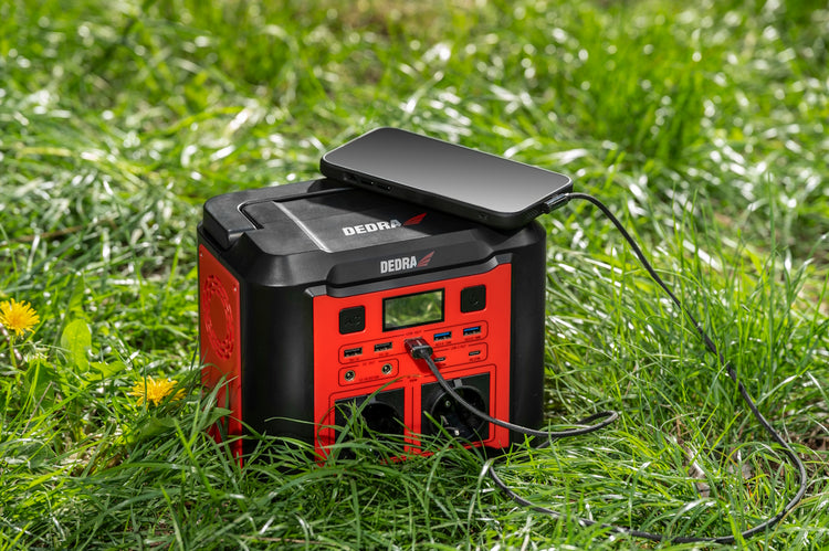 Nešiojama energijos stotelė „Dedra DEZS0300“, 296 Wh