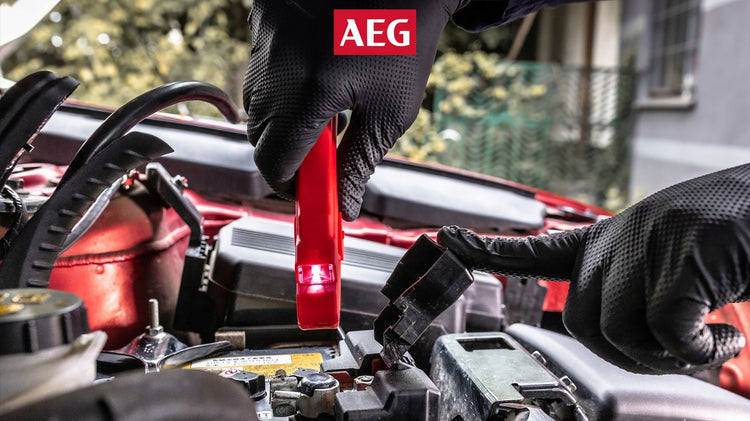 Šviečiantys paleidimo laidai „AEG“ su StartProtect, 3,5 m, 16 mm², su dėklu