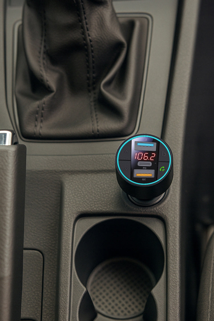 Bluetooth 5.3 FM siųstuvas su krovikliu „Blow“ USB-C PD 30 W, LED