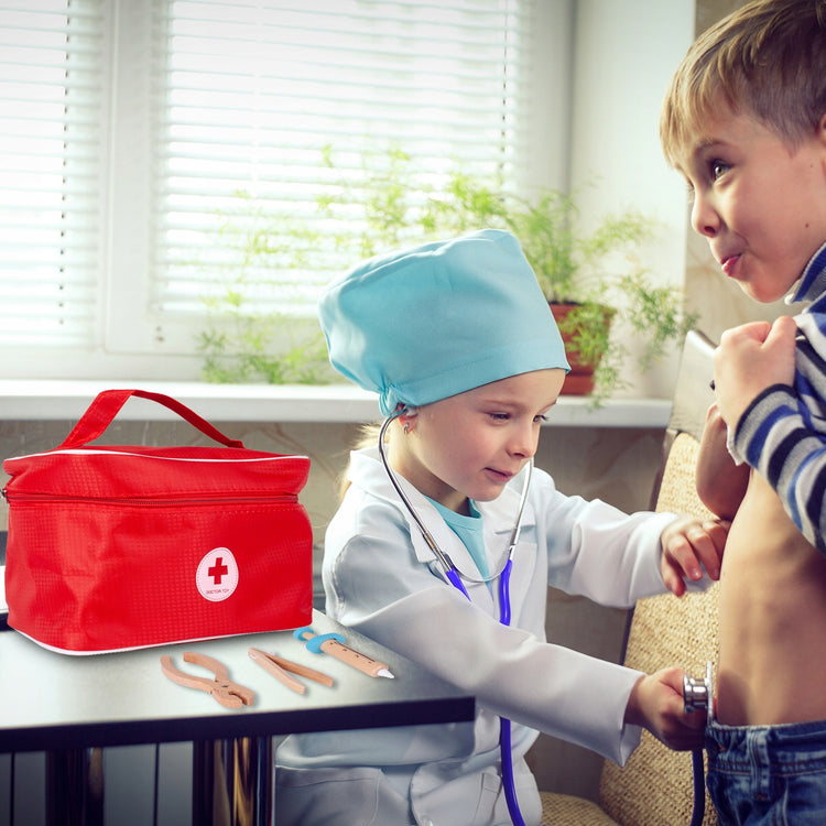 Medinis gydytojo ir odontologo rinkinys lagaminėlyje