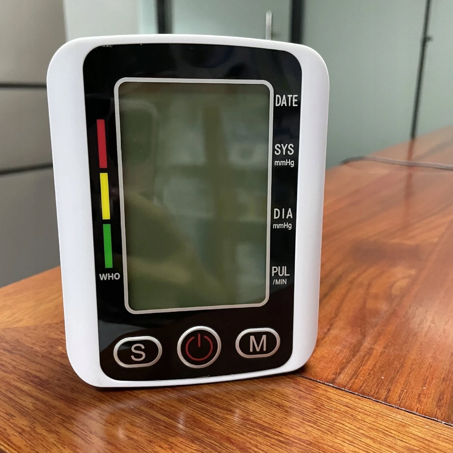 Elektroninis žastinis kraujospūdžio matuoklis BW-750b+ su LCD ekranu ir matavimų atmintimi (22–32 cm)