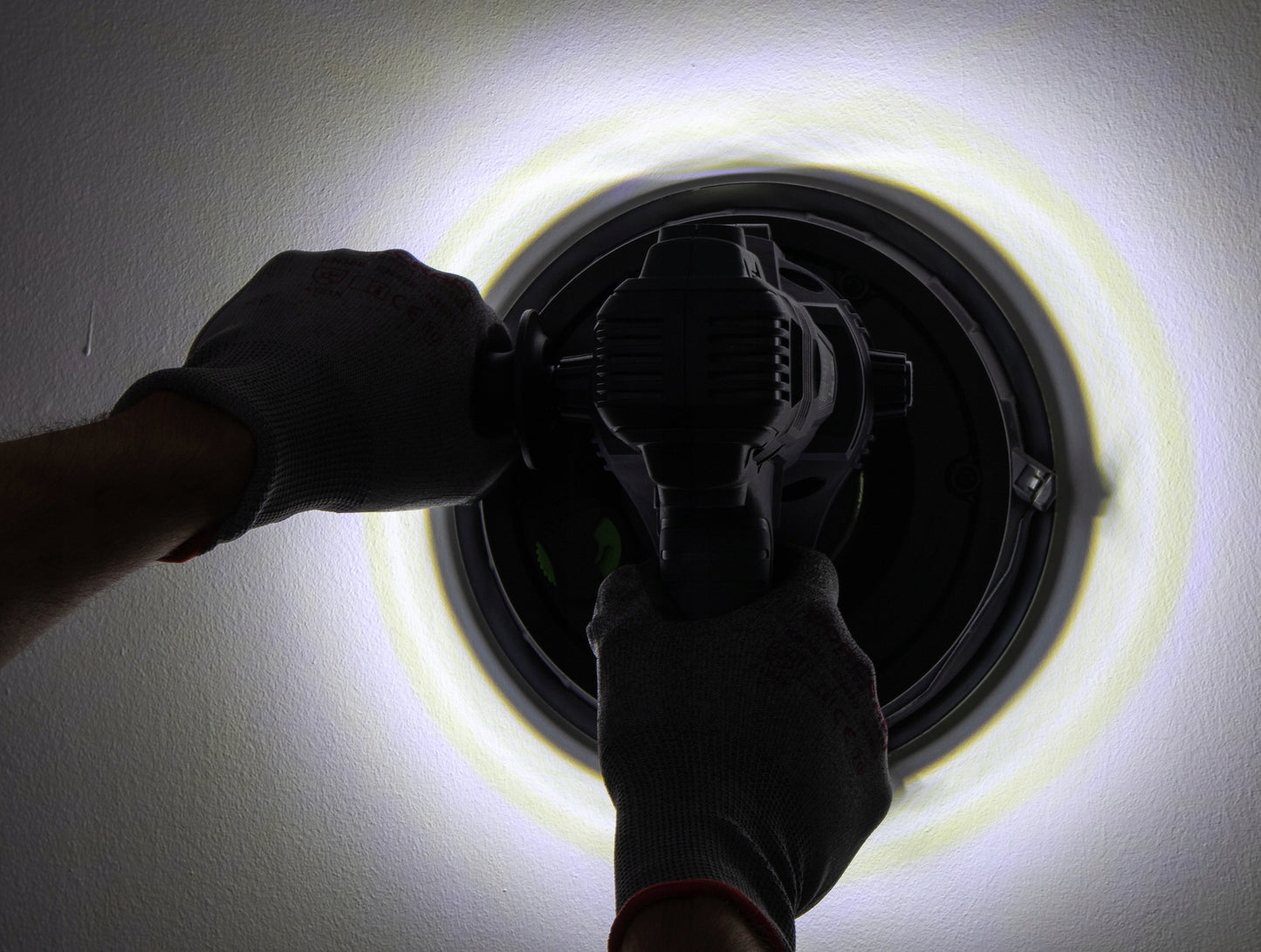 Profesionalus gipso ir apdailos šlifuoklis su LED apšvietimu WUBER 180 mm