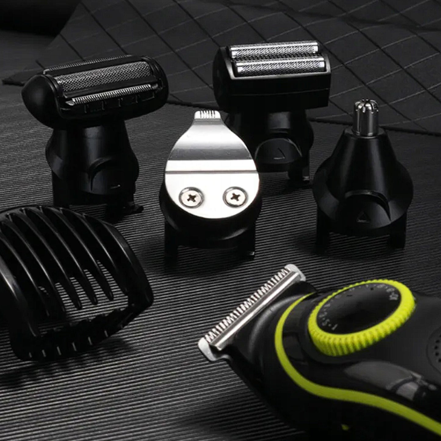 Plaukų ir barzdos kirpimo mašinėlė, trimeris - rinkinys 5IN1 KEMEI BARBER
