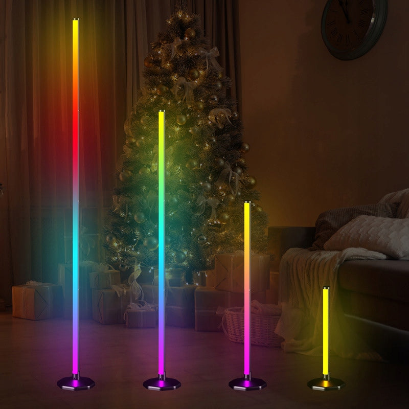 RGB LED kampinė lempa su nuotolinio valdymo pultu ir muzikos funkcija