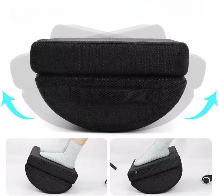 Pakoja po stalu su „memory foam“ pagalvėle „Zaxer“, 44 × 30 cm