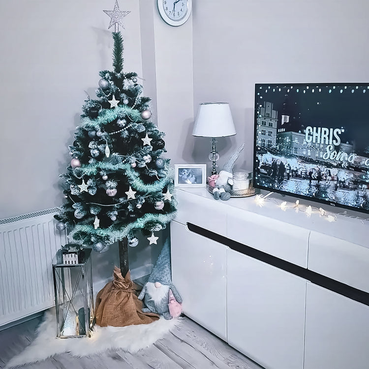 Dirbtinė Kalėdų pušis ant kamieno „Stylizer“, apsnigta, 180 cm