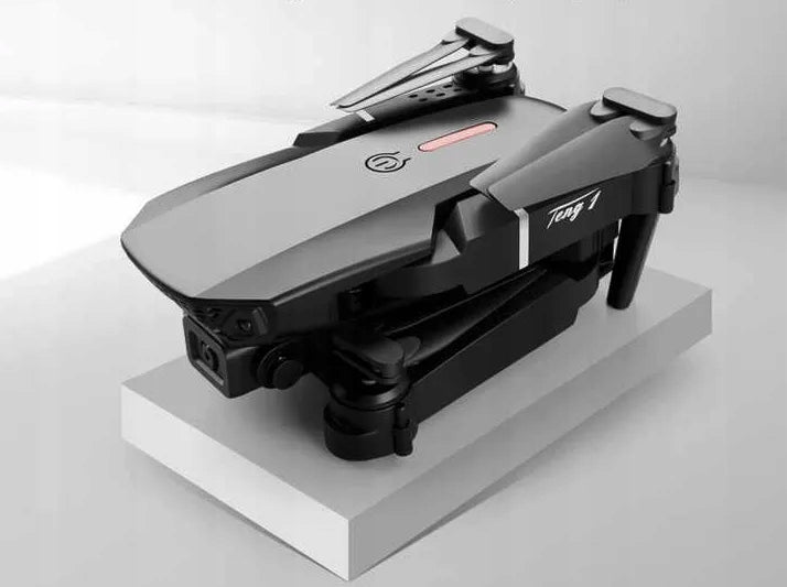 Sulankstomas dronas su Wi-Fi kamera „E88 Pro“ ir dėklu