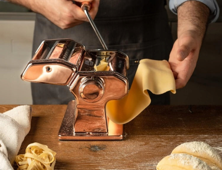 Itališka makaronų mašinėlė „Marcato Atlas 150“ su spageti antgaliu