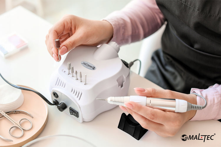 Nagų freza su šlifavimo antgaliais, 65 W