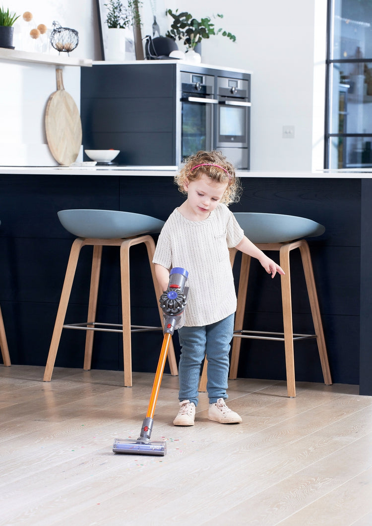 Žaislinis belaidis dulkių siurblys „Dyson“