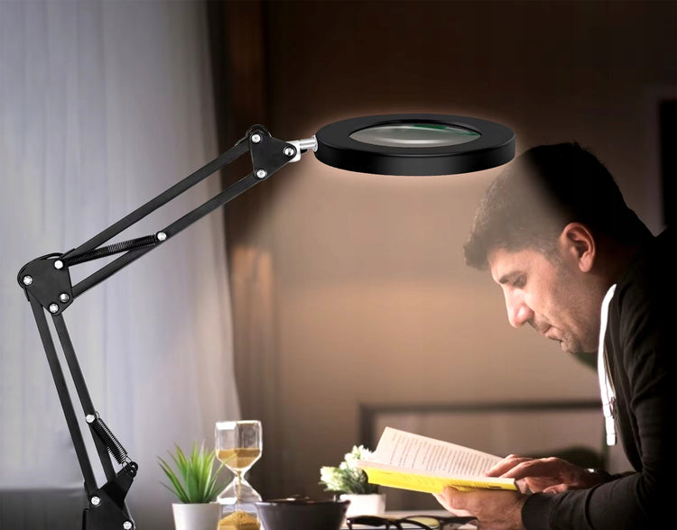 LED stalinis šviestuvas su lupa