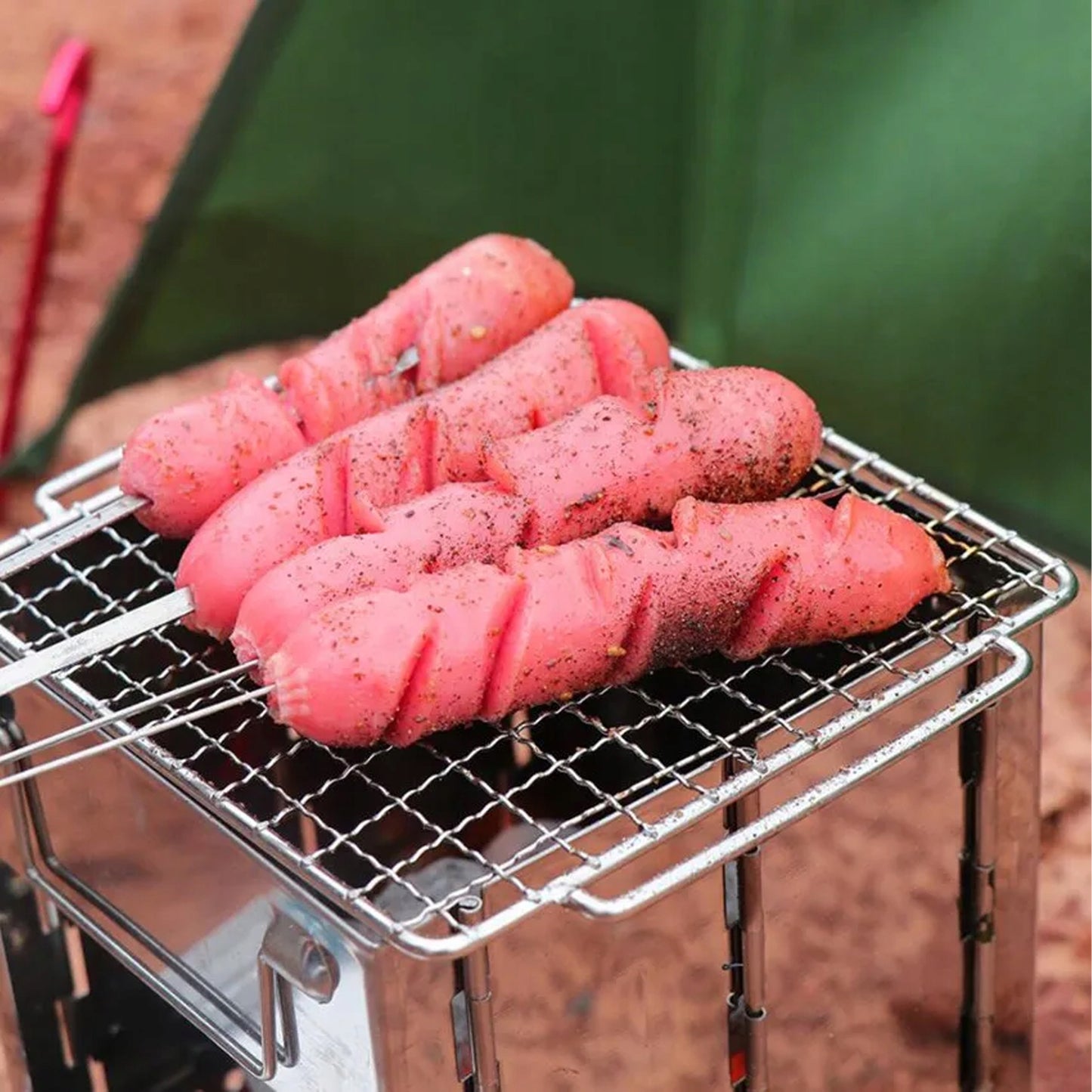Sulankstoma turistinė BBQ viryklė kepsninei – kompaktiška, patogi, universali