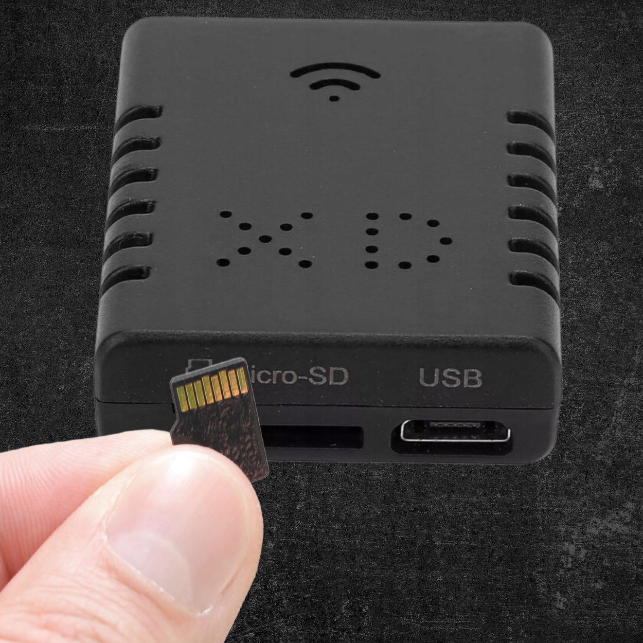 Mini WiFi slapta kamera su Full HD ir judesio davikliu