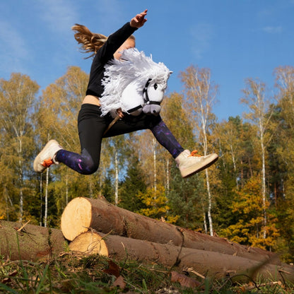 Hobby Horse Skippi – Didelis žirgas ant lazdos vaikams, pilkas